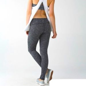 Lululemon Wunder Under Pant III Coco Pique Black White Size 6